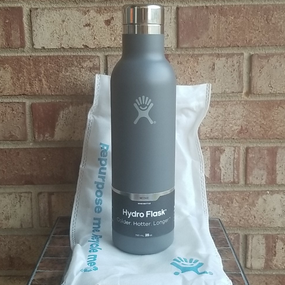 Hydro Flask Skyline Series Wine Bottle Stone